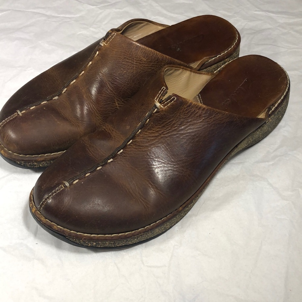 Clarks Brown Leather Mule Clogs Great Condition